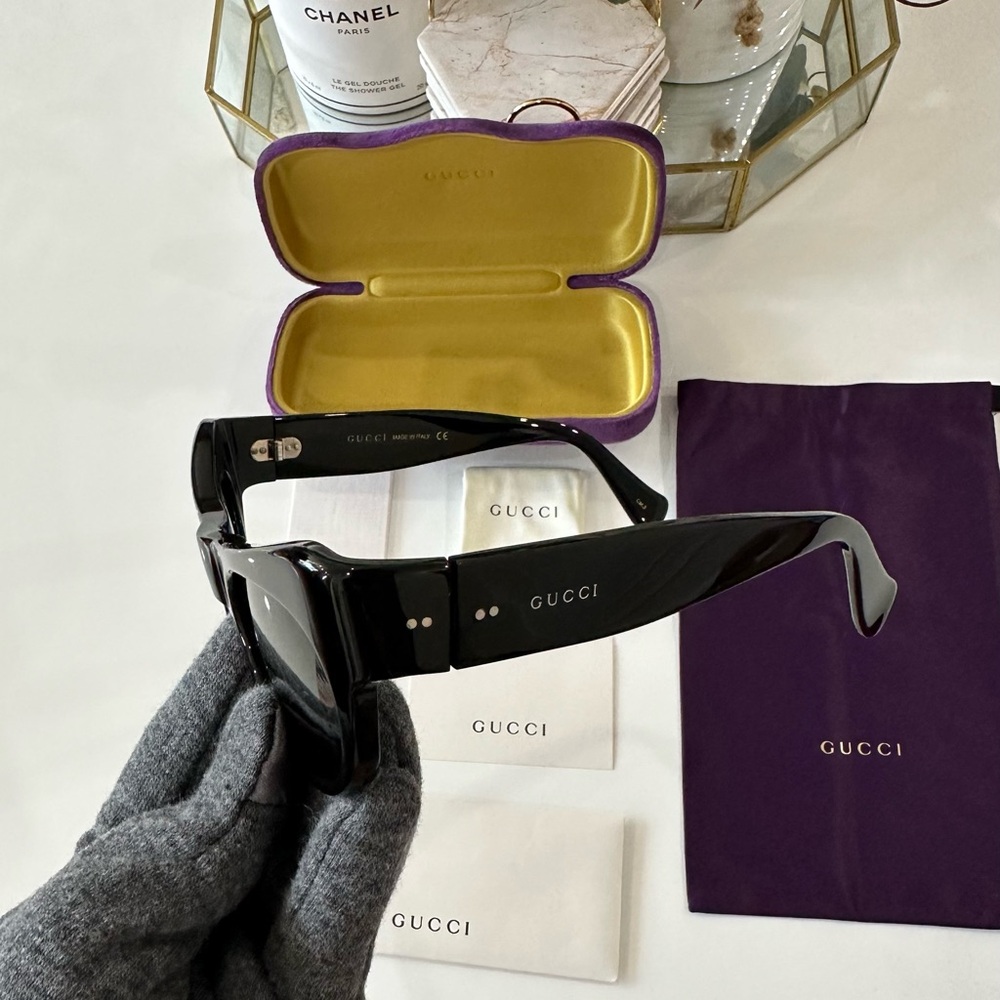 Gucci Rectangular Sunglasses With Square And Rect… - image 4